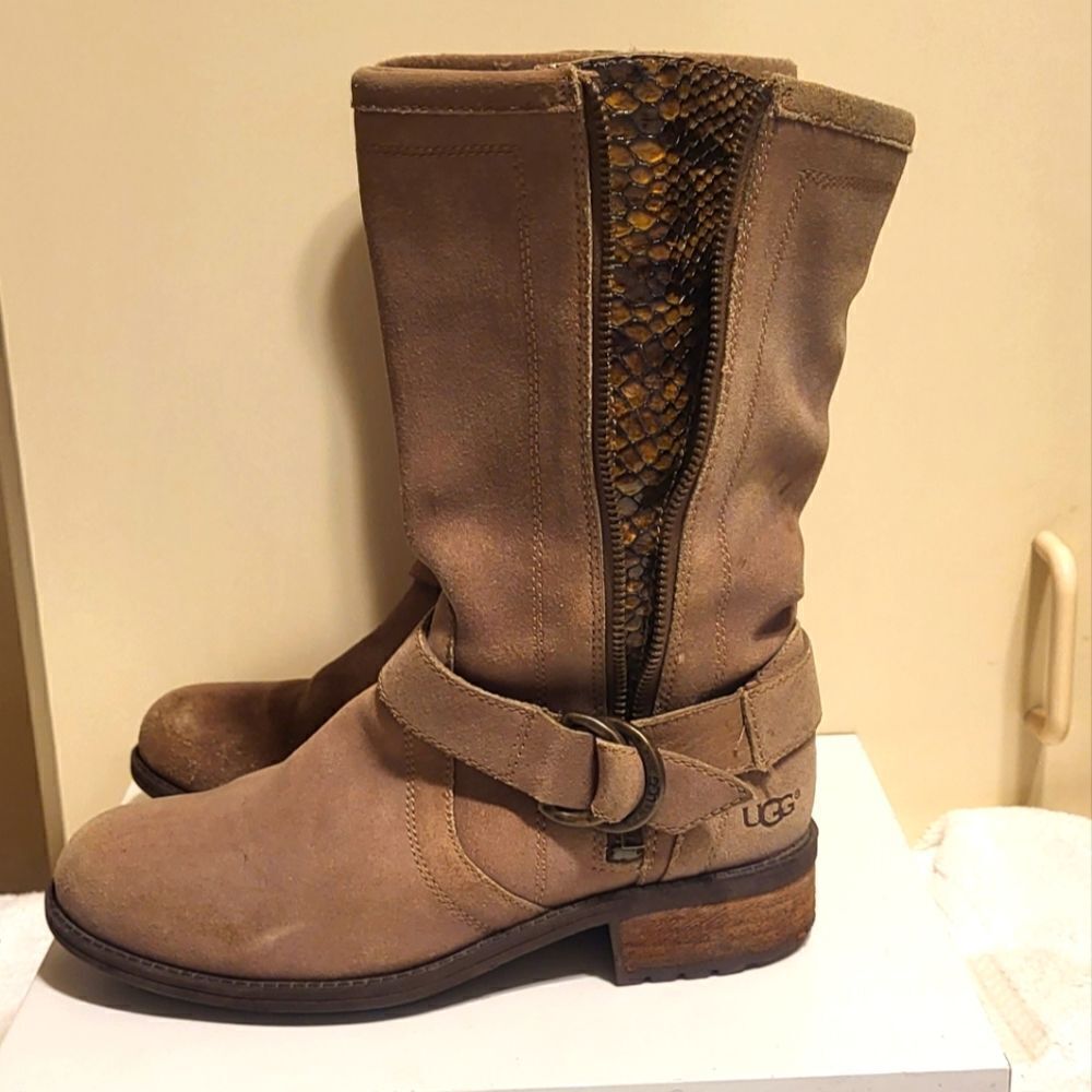 UGG Silva Taupe Suede Lug Sole Sheepskin Lined Biker Moto Boots sz.6.5 Ret $350